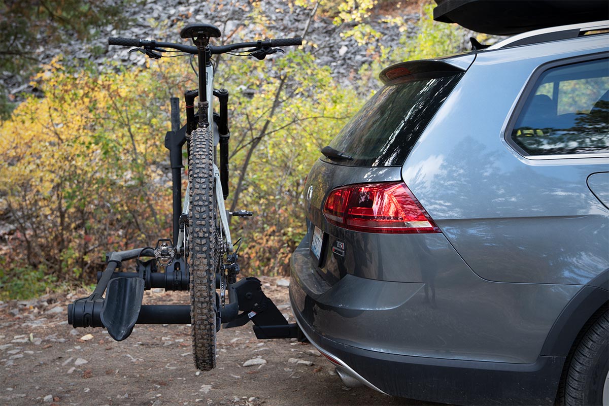 Hanging hitch best sale bike rack